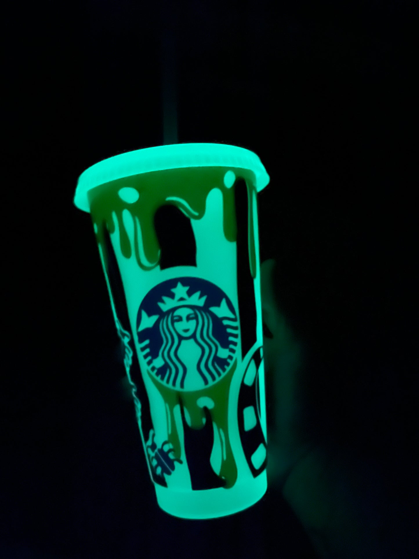 24oz Beeltejuice Cold Cup